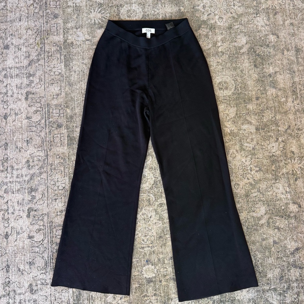 COS High Waisted Black Pull On Wide Leg Pants Medium Sleek Chic Luxury Basics